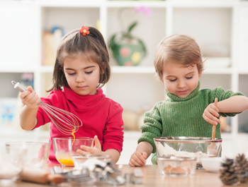 6 Benefits of Getting Kids involved in the Kitchen